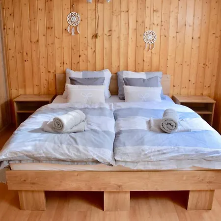 Apartament B&s *